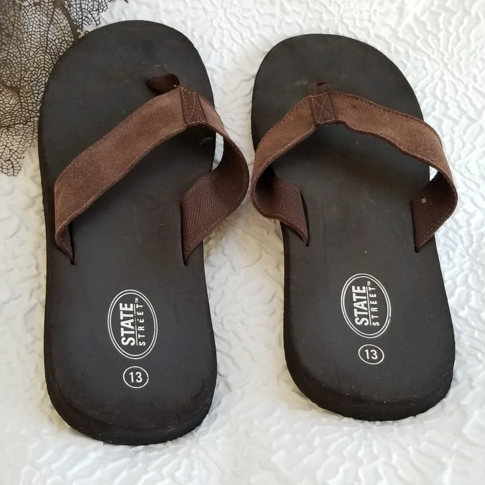 State Street Men's Black Brown Suede Flip-Flops